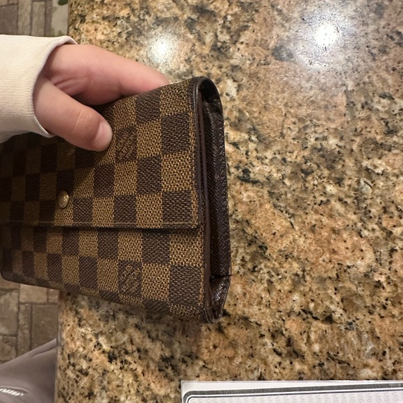 Louis Vuitton Damier Ebene Wallet on Chain - Picture 5 of 8